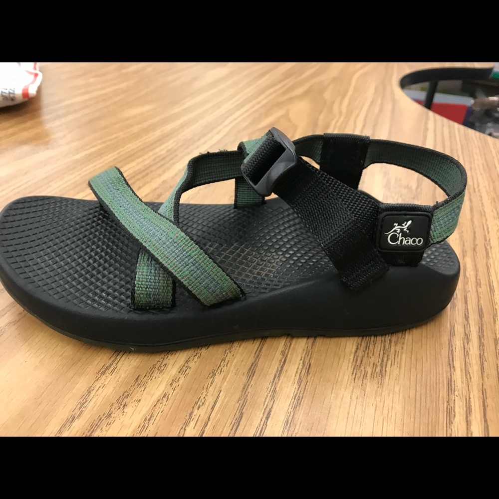 Women’s green chacos